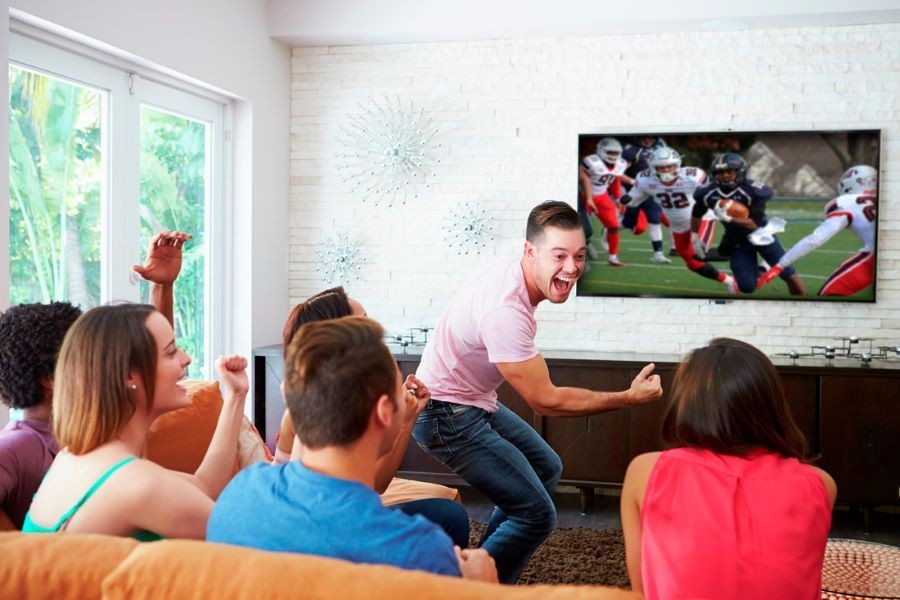 is-it-time-to-upgrade-your-home-theater-system-now-that-football-season-is-here
